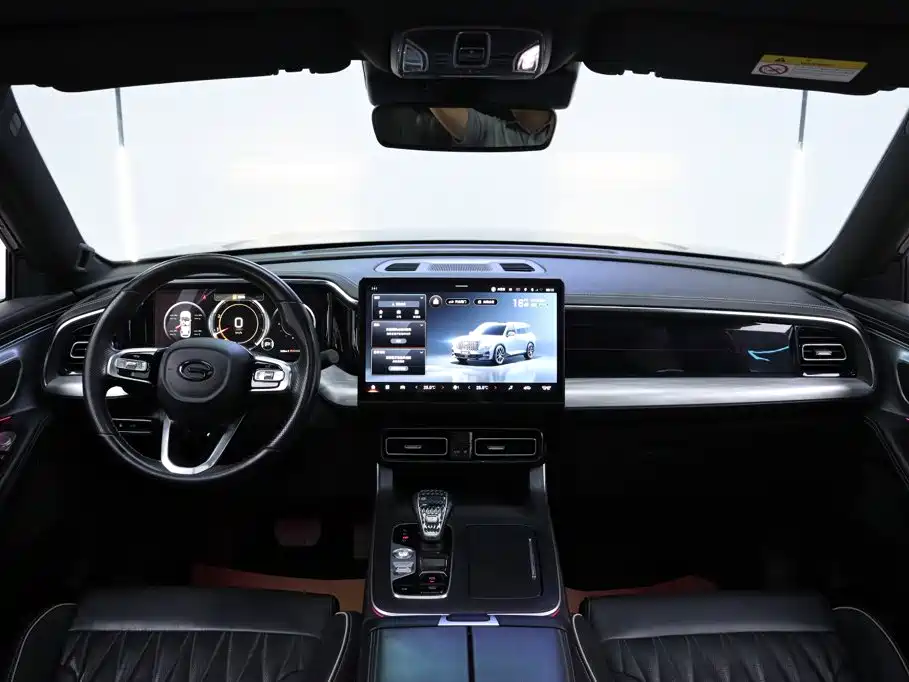 GAC Motor Trumpchi GS8 — фото 22
