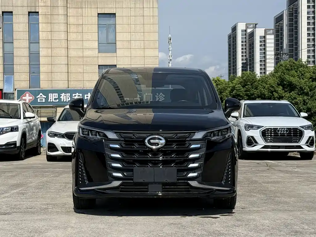 GAC Motor Trumpchi M6 — фото 2