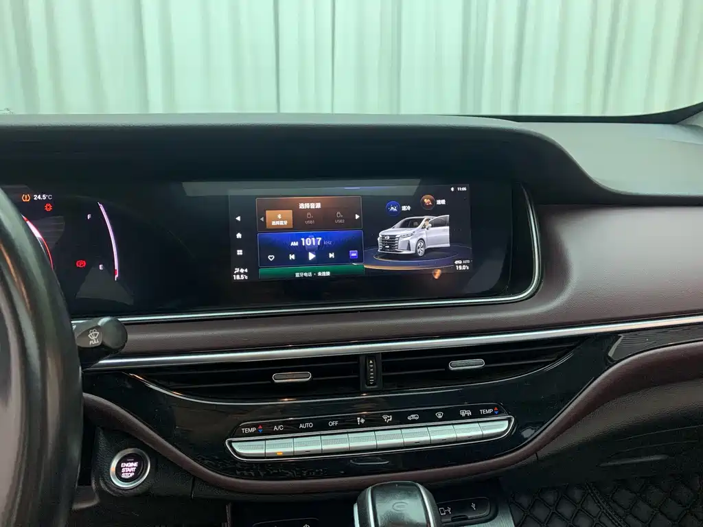 GAC Motor Trumpchi M6 — фото 14