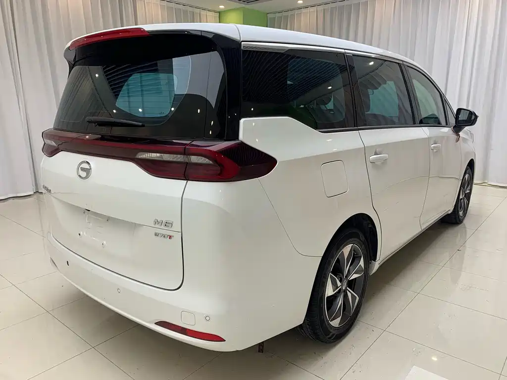GAC Motor Trumpchi M6 — фото 4
