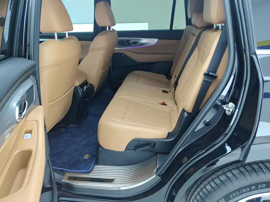 GAC Motor Trumpchi GS8 — фото 11