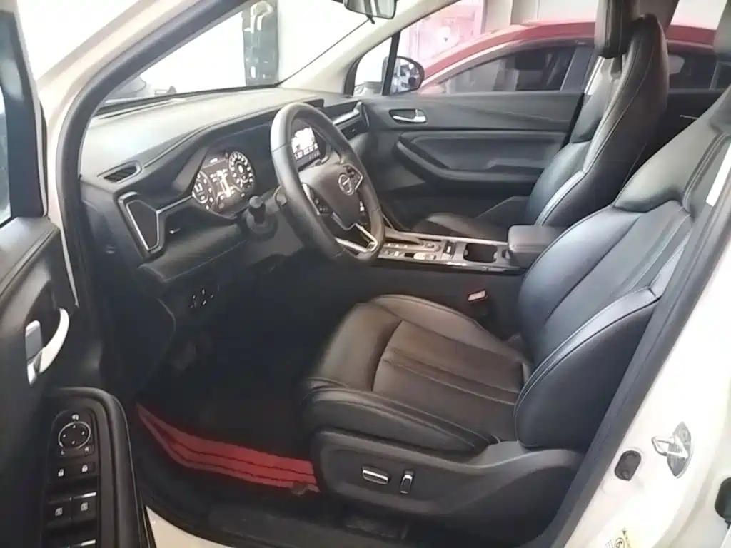 GAC Motor Trumpchi GS4 — фото 15