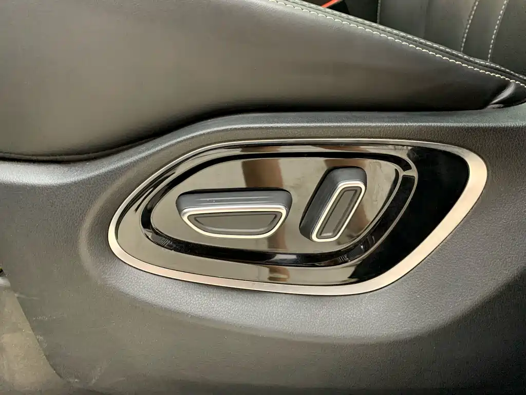 GAC Motor Trumpchi M6 — фото 16