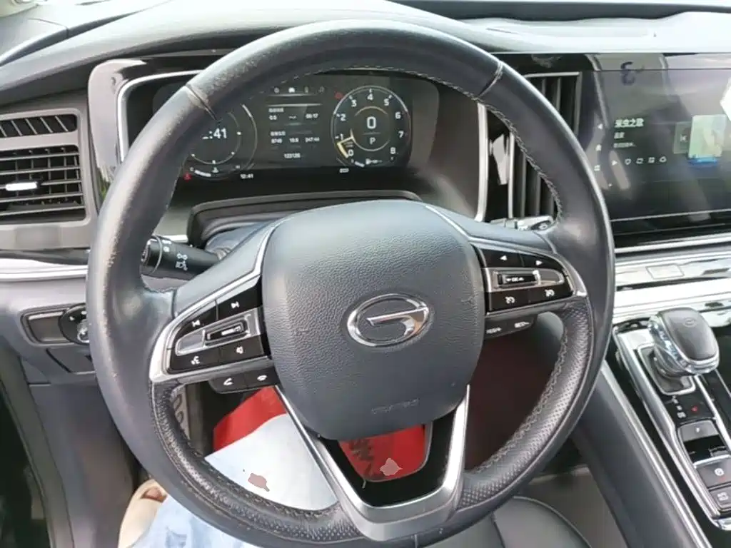 GAC Motor Trumpchi M8 — фото 11