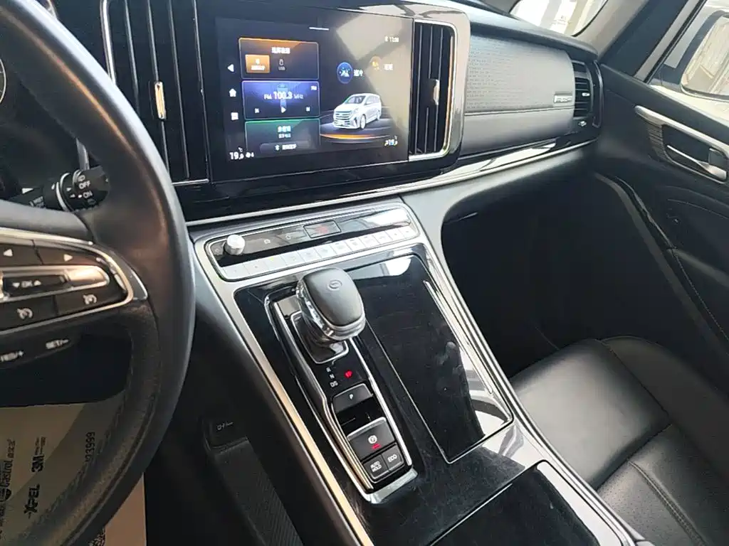 GAC Motor Trumpchi M8 — фото 13