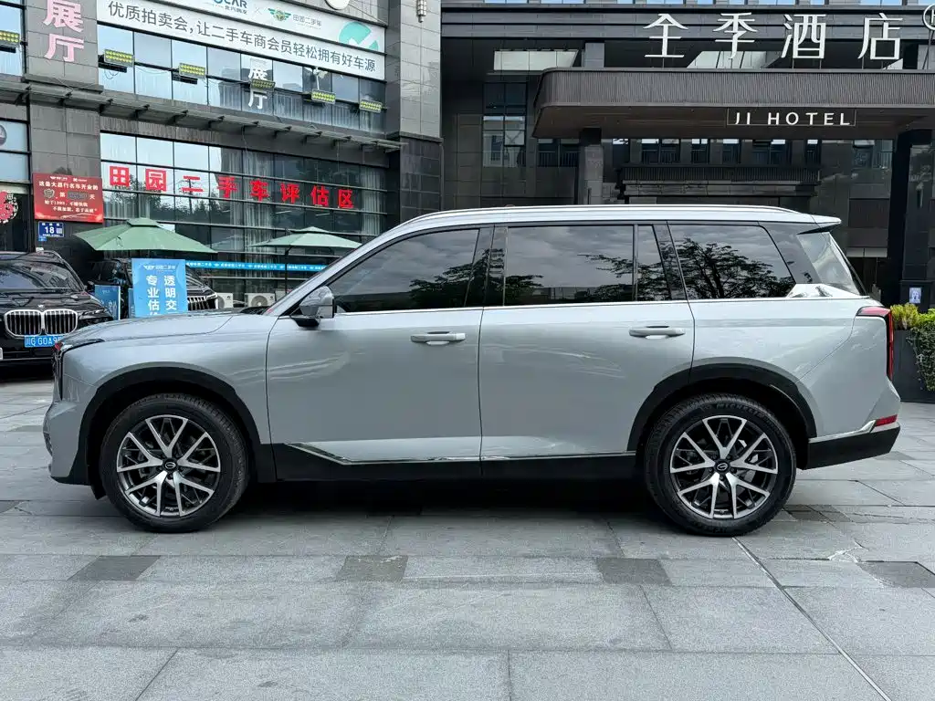 GAC Motor Trumpchi GS8 — фото 3