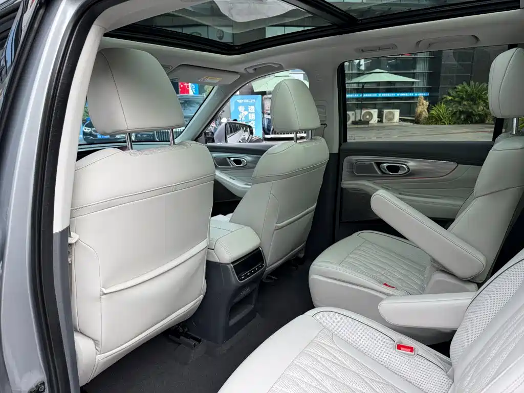 GAC Motor Trumpchi GS8 — фото 9