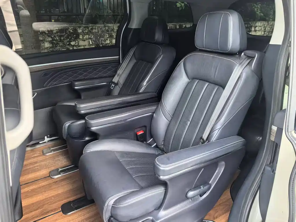 GAC Motor Trumpchi M8 — фото 11