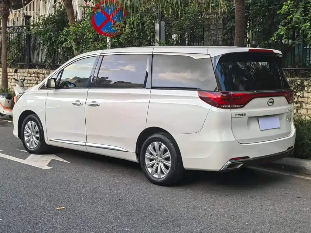 GAC Motor Trumpchi M8 — фото 19