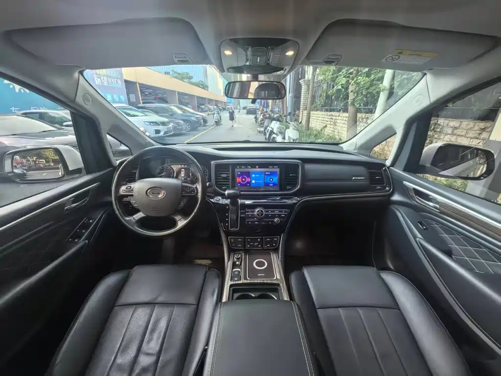 GAC Motor Trumpchi M8 — фото 9