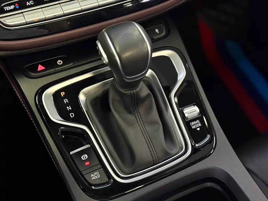 GAC Motor Trumpchi M6 — фото 15