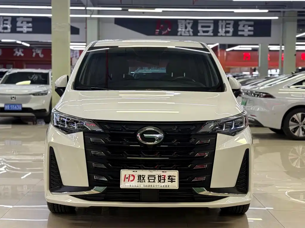 GAC Motor Trumpchi M6 — фото 4