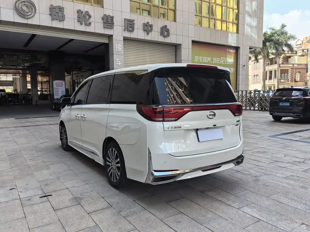 GAC Motor Trumpchi M8 — фото 3