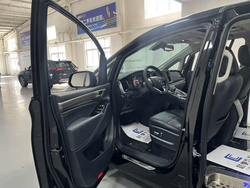 GAC Motor Trumpchi M8 — фото 11