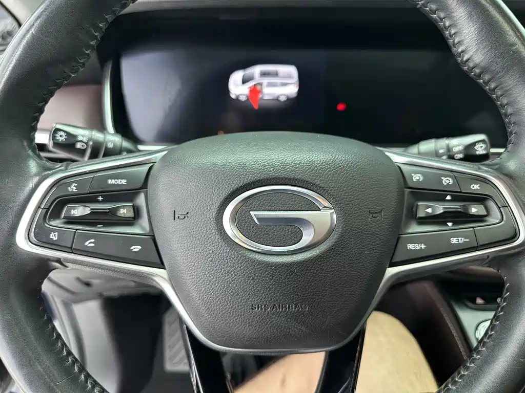 GAC Motor Trumpchi M6 — фото 14