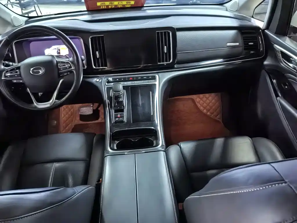 GAC Motor Trumpchi M8 — фото 11