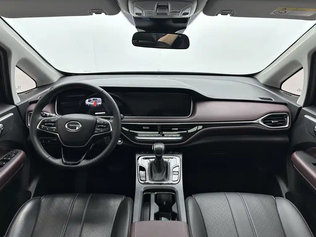 GAC Motor Trumpchi M6 — фото 7