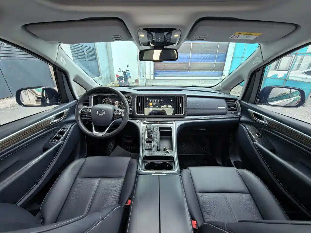 GAC Motor Trumpchi M8 — фото 8