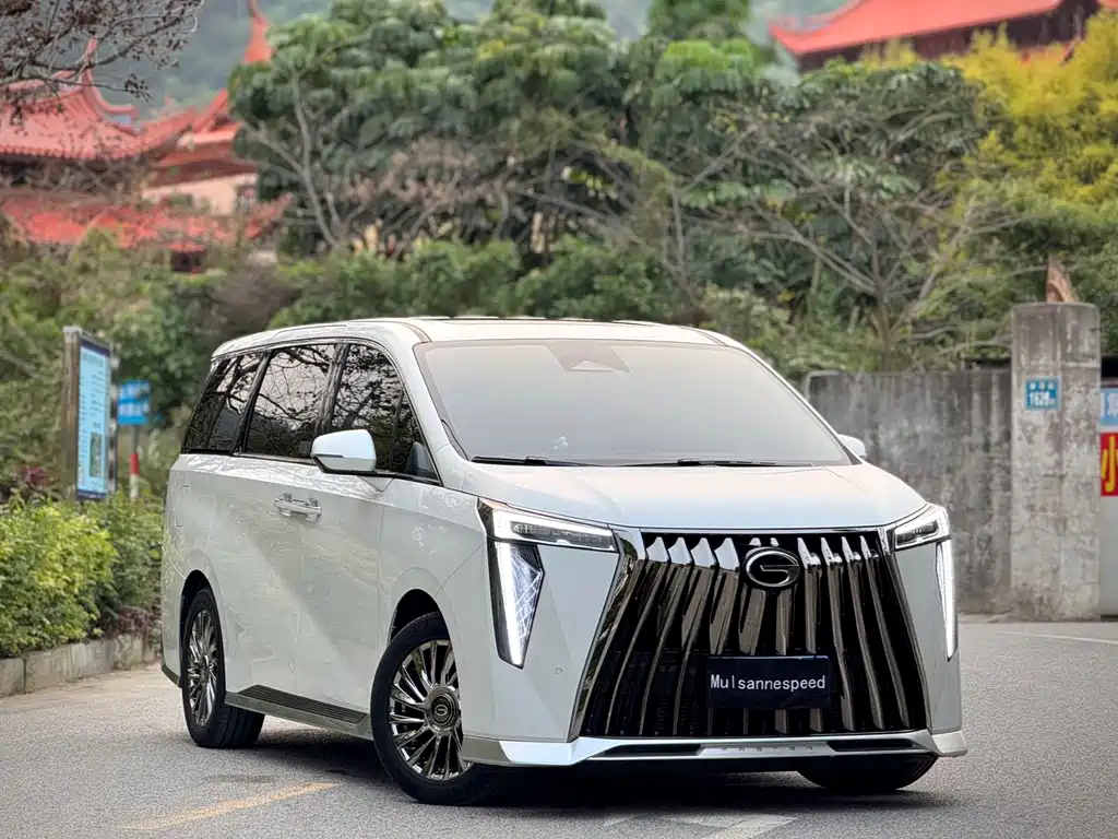 GAC Motor Trumpchi M8 — фото 3