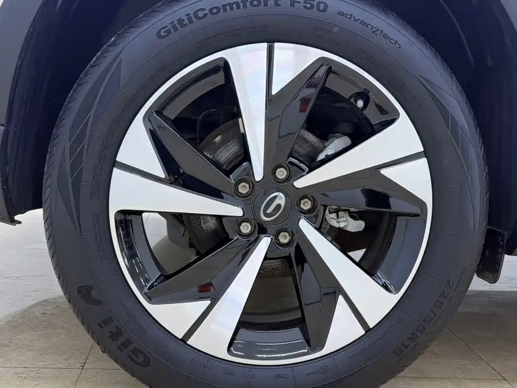 GAC Motor Trumpchi GS4 — фото 23
