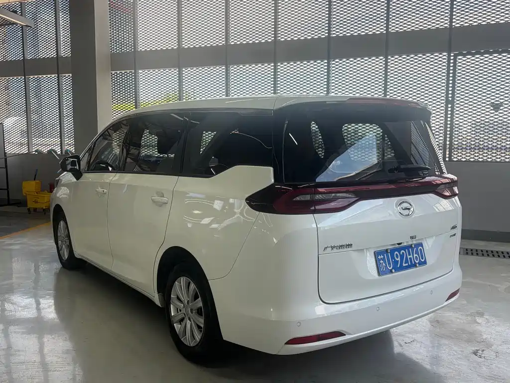 GAC Motor Trumpchi M6 — фото 14