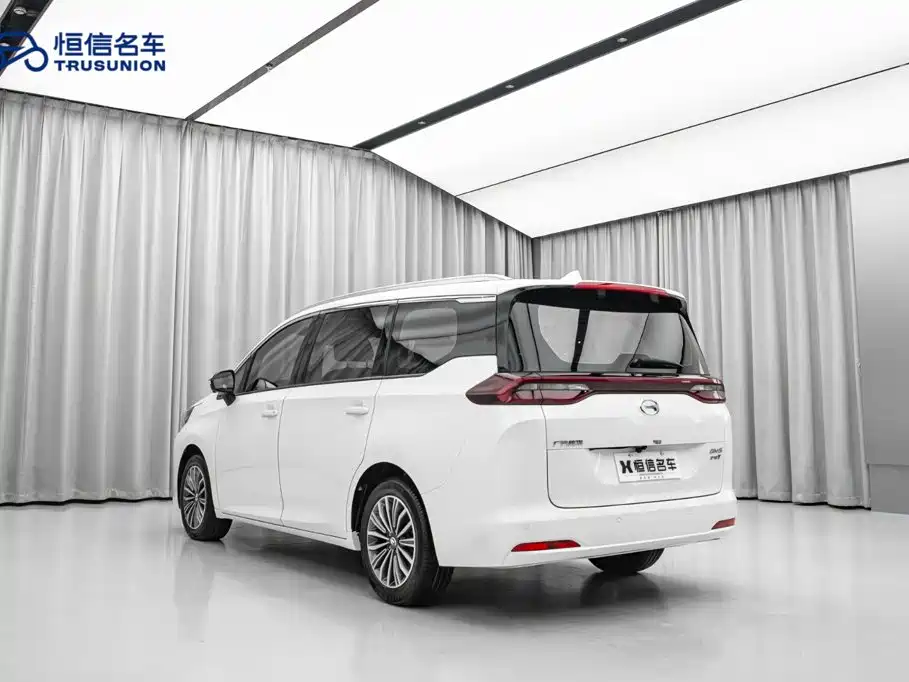 GAC Motor Trumpchi M6 — фото 11