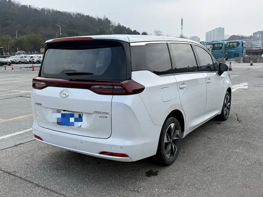 GAC Motor Trumpchi M6 — фото 9