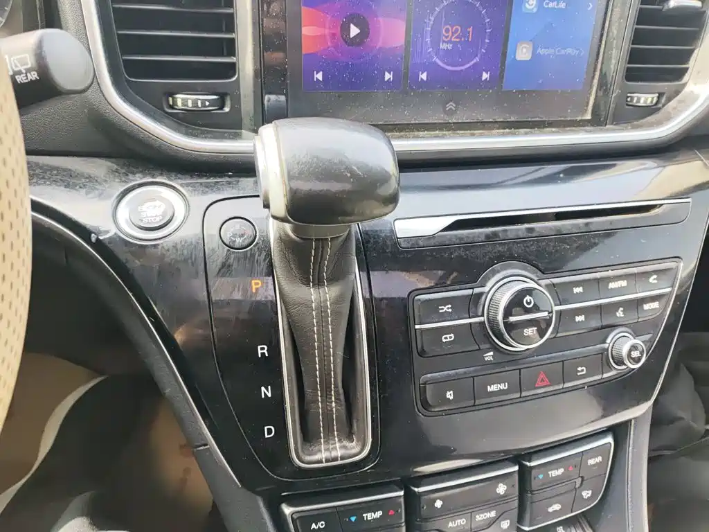 GAC Motor Trumpchi M8 — фото 10