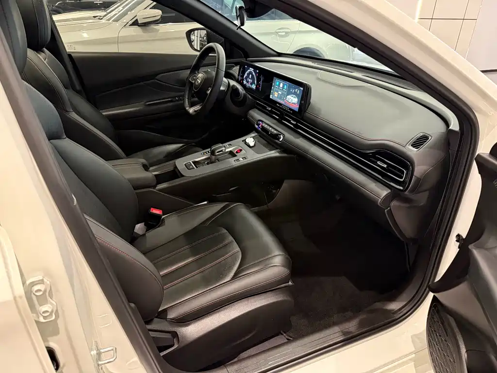 GAC Motor Shadow Leopard — фото 9