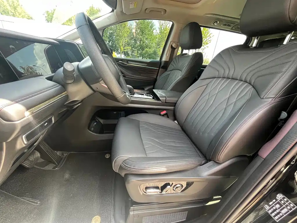 GAC Motor Trumpchi M8 — фото 10