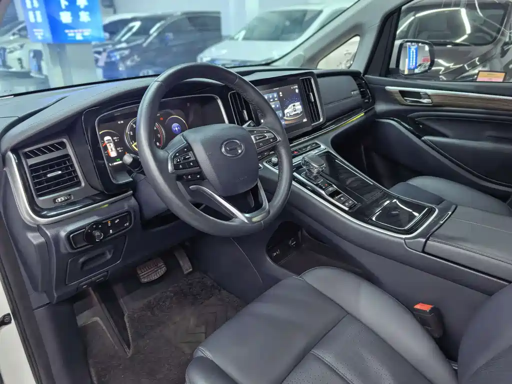 GAC Motor Trumpchi M8 — фото 5