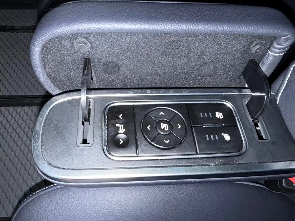 GAC Motor Trumpchi M8 — фото 9