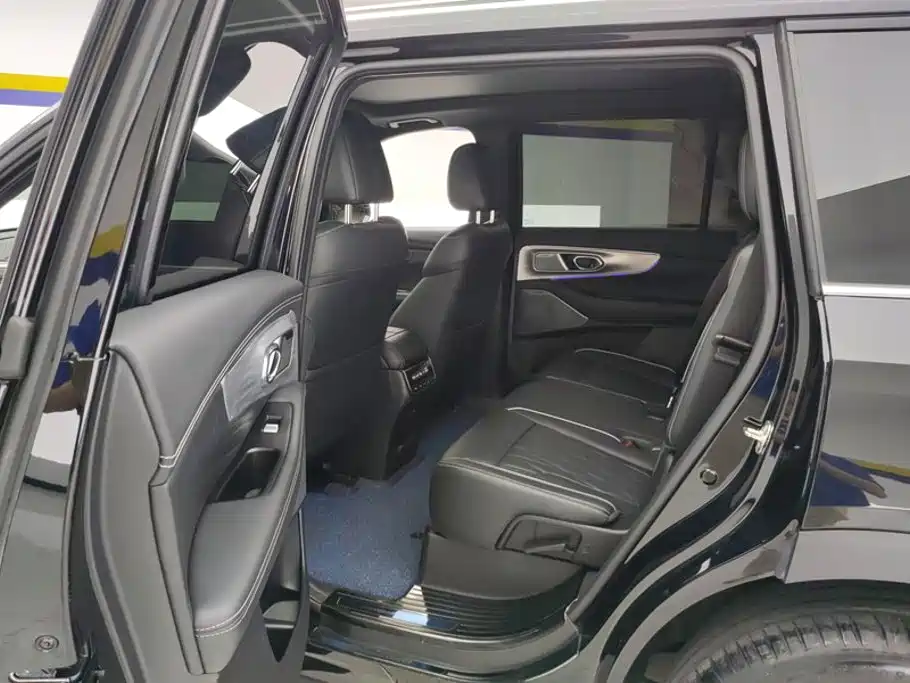 GAC Motor Trumpchi GS8 — фото 11