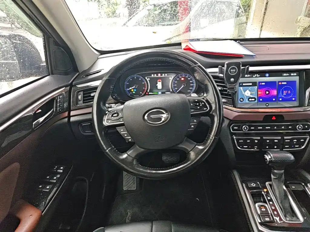 GAC Motor Trumpchi GS8 — фото 11