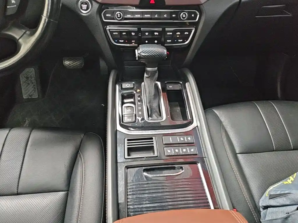 GAC Motor Trumpchi GS8 — фото 14