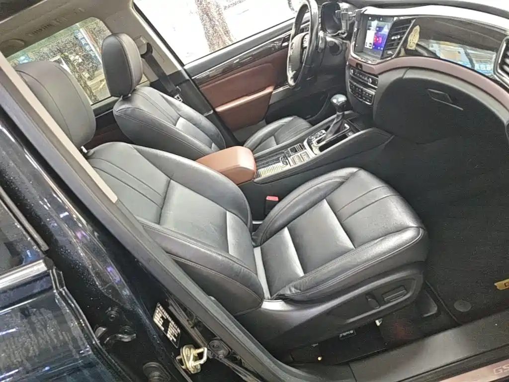 GAC Motor Trumpchi GS8 — фото 25