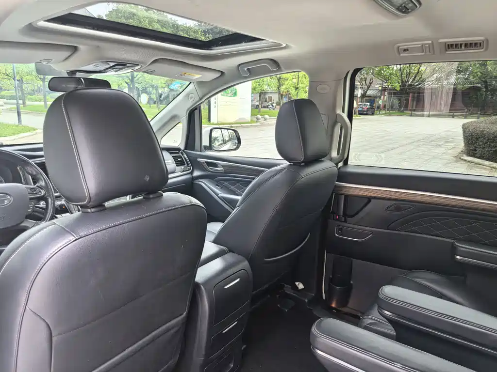 GAC Motor Trumpchi M8 — фото 19