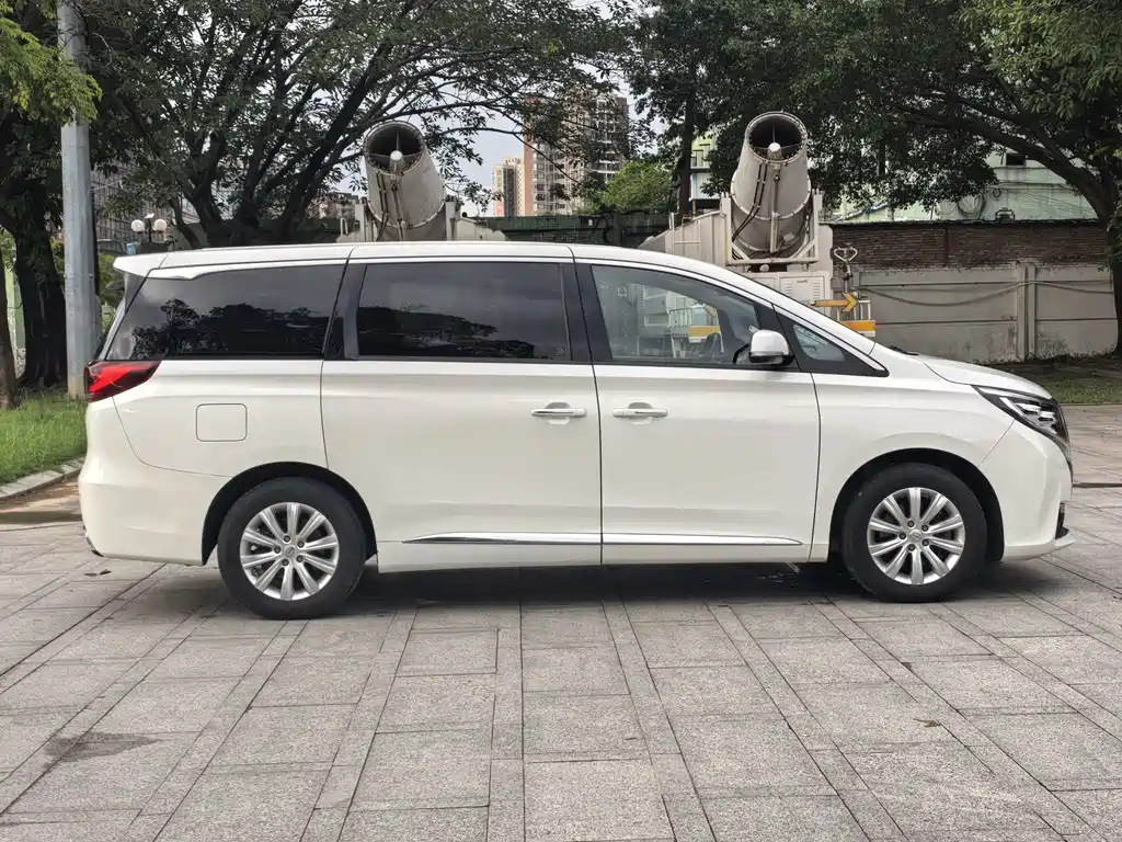 GAC Motor Trumpchi M8 — фото 8