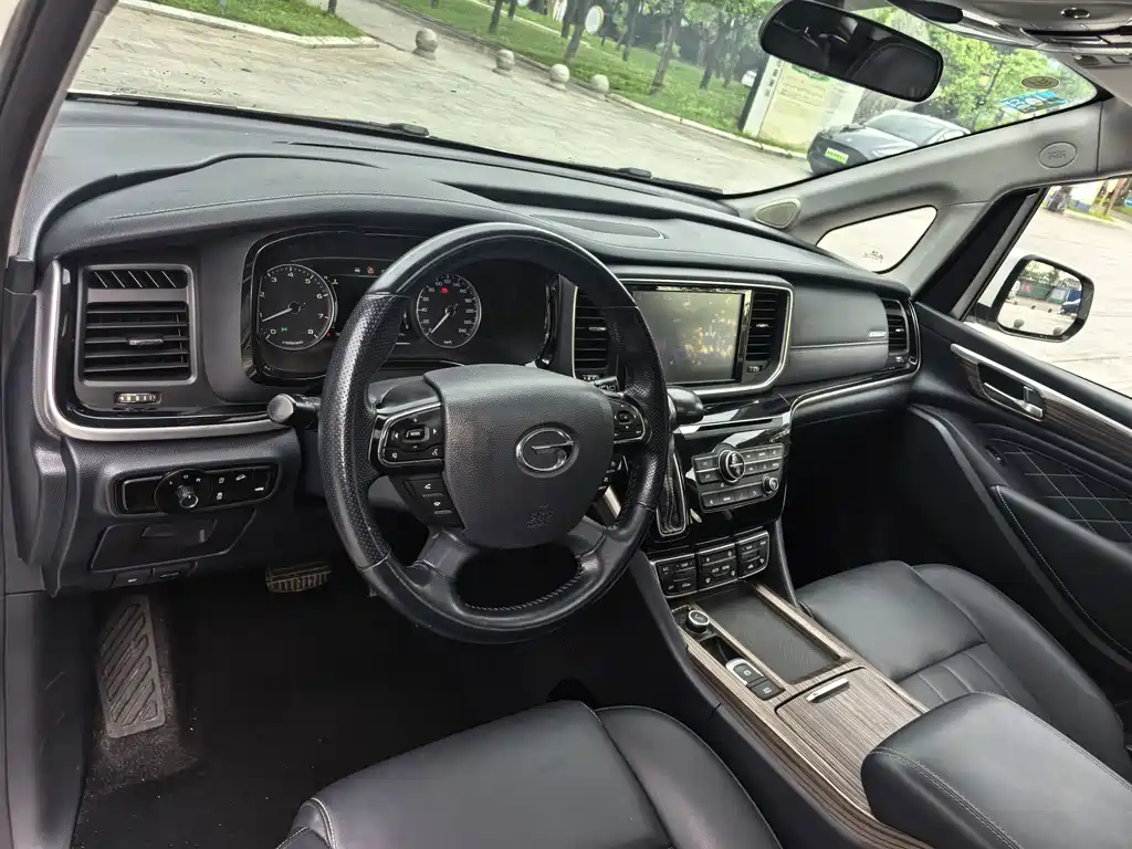 GAC Motor Trumpchi M8 — фото 9