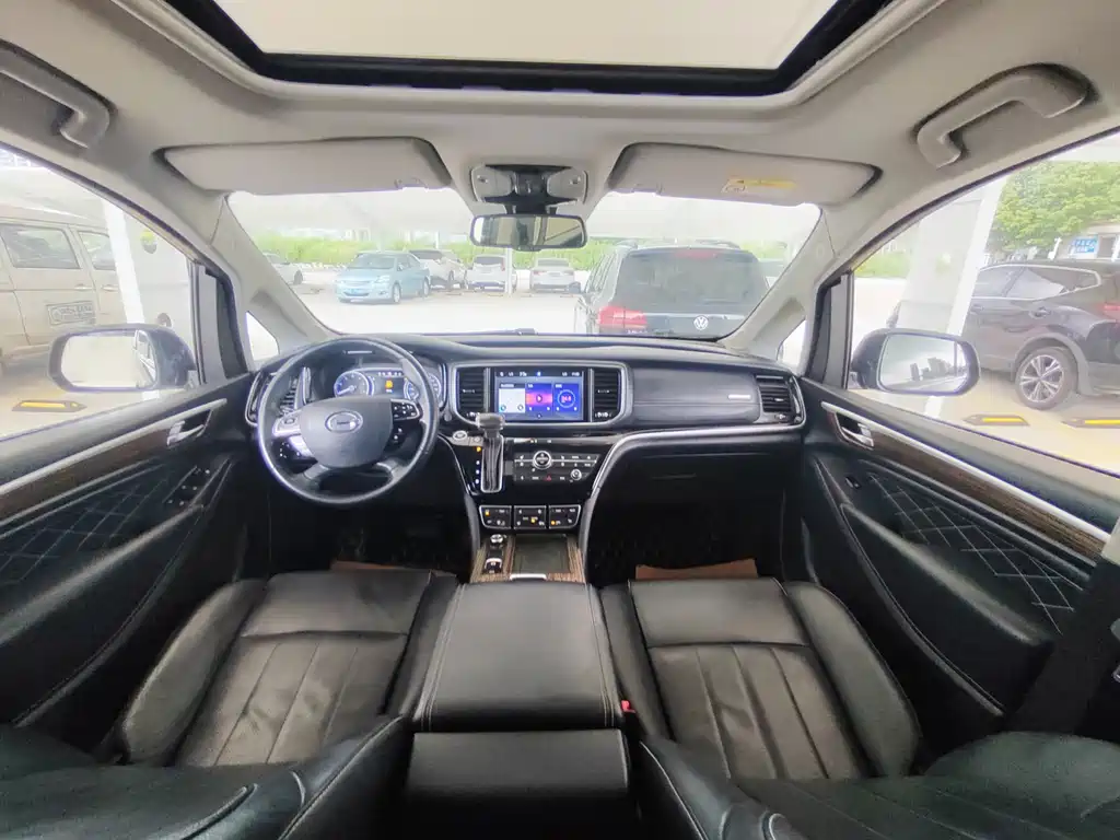 GAC Motor Trumpchi M8 — фото 9