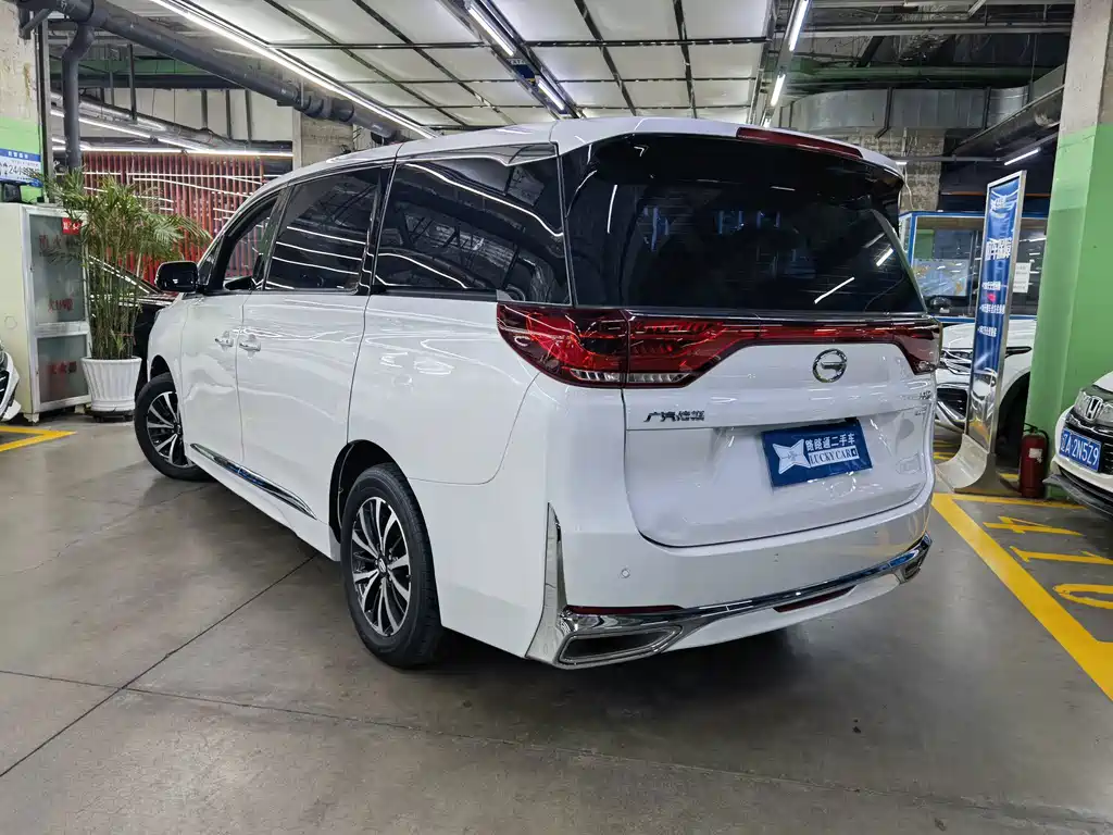 GAC Motor Trumpchi M8 — фото 4
