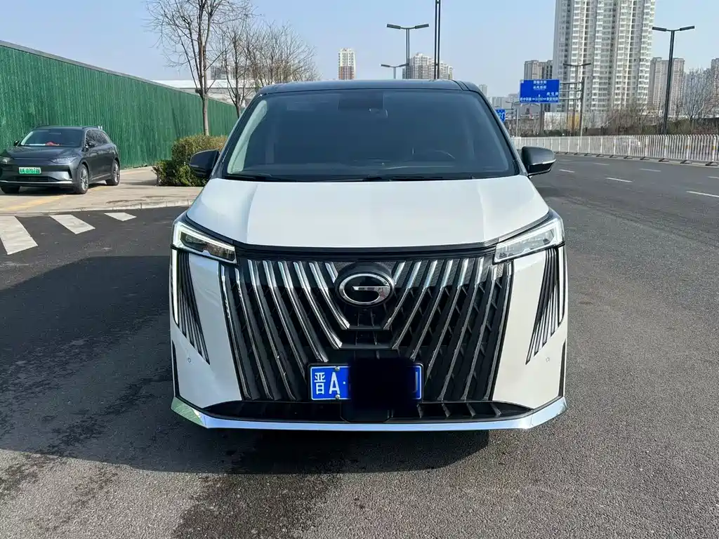 GAC Motor Trumpchi M8 — фото 2