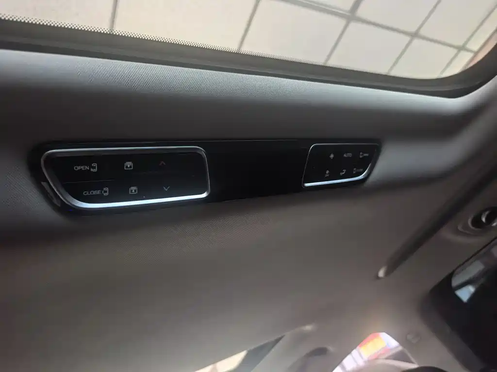 GAC Motor Trumpchi M8 — фото 13