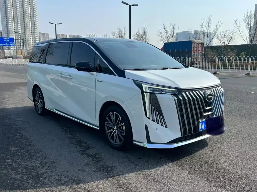 GAC Motor Trumpchi M8 — фото 3