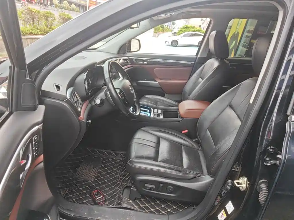 GAC Motor Trumpchi GS8 — фото 15