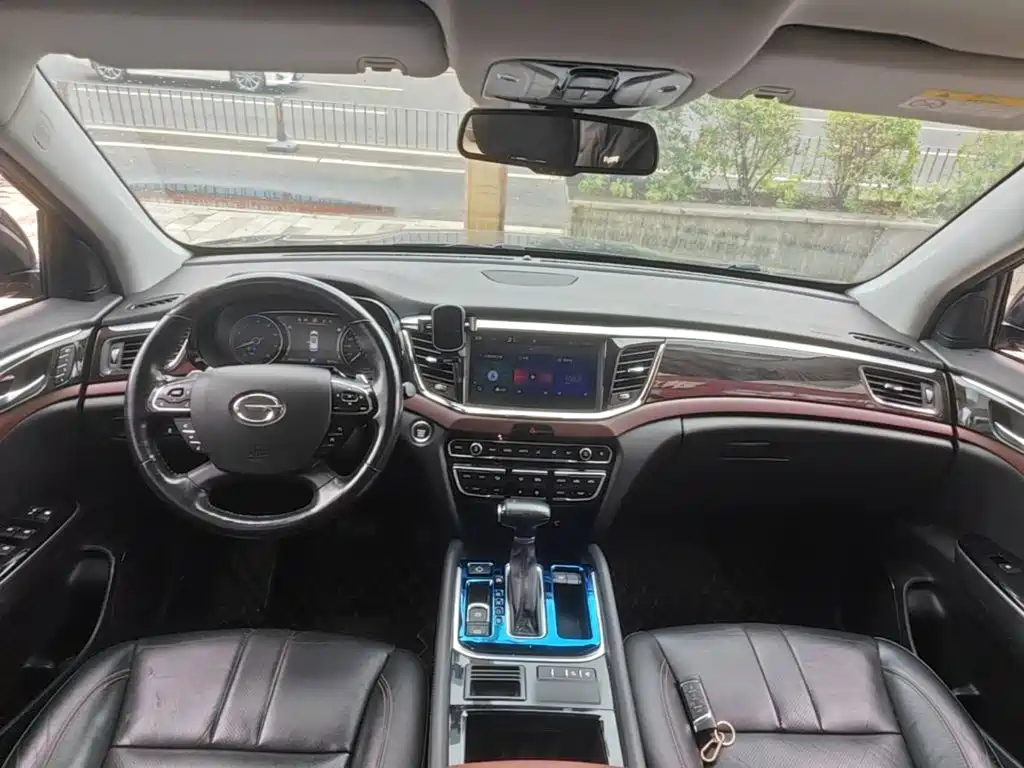 GAC Motor Trumpchi GS8 — фото 10