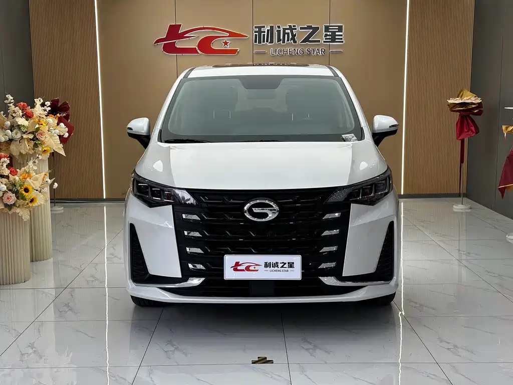 GAC Motor Trumpchi M6 — фото 2