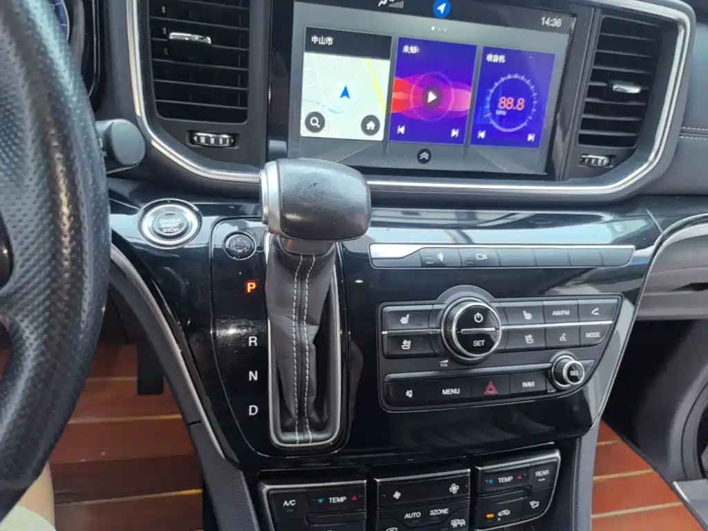GAC Motor Trumpchi M8 — фото 14