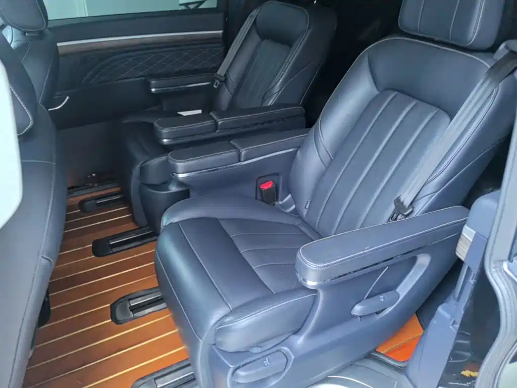 GAC Motor Trumpchi M8 — фото 17