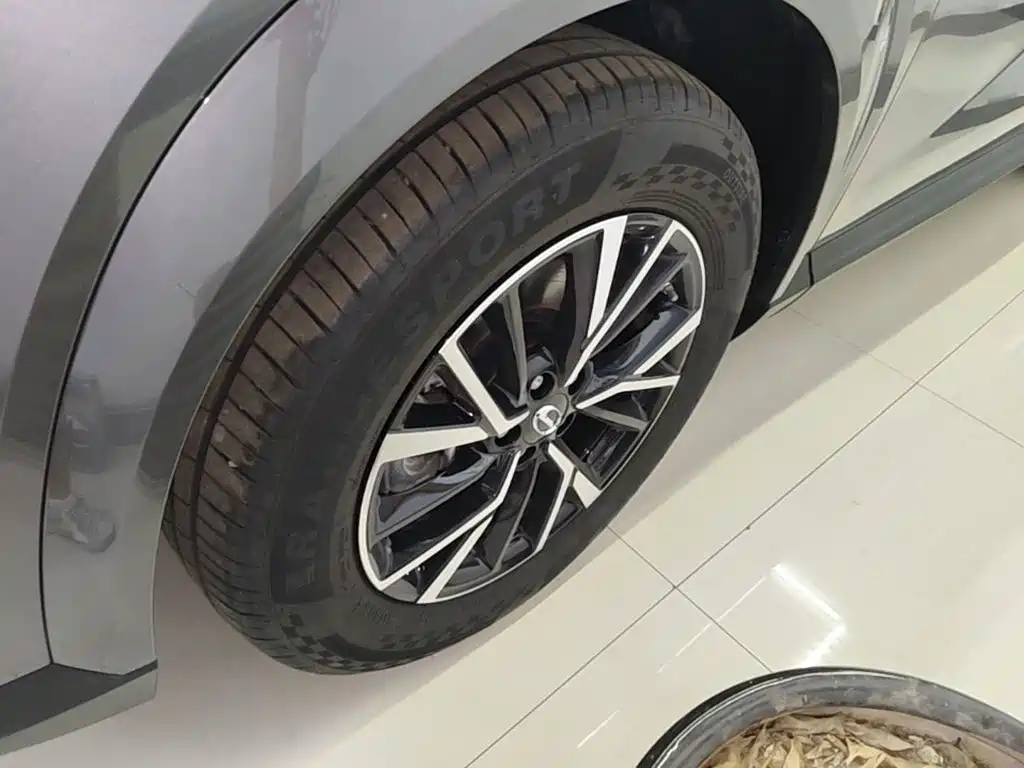 GAC Motor Trumpchi GS4 — фото 23